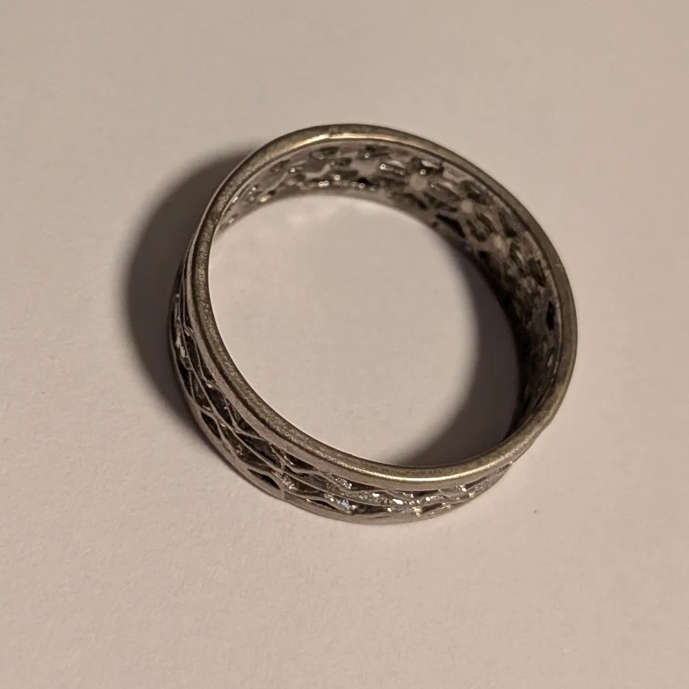 Intricate Silver Ring - Picture 2 of 2